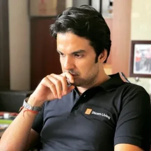 gautam kitchlu profession
