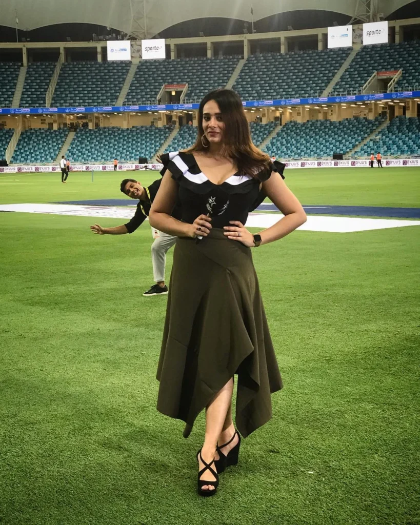 mayanti langer religion