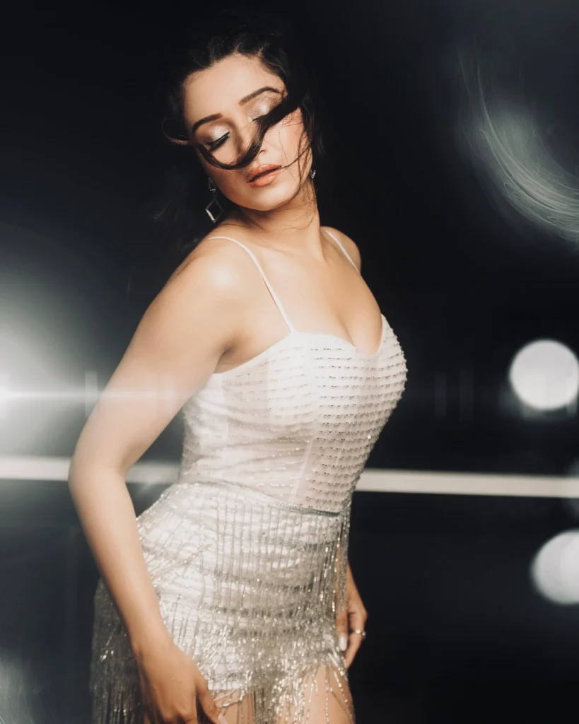 shefali bagga hot